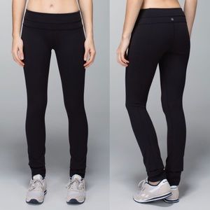LULULEMON Skinny Groove Pant Black 12